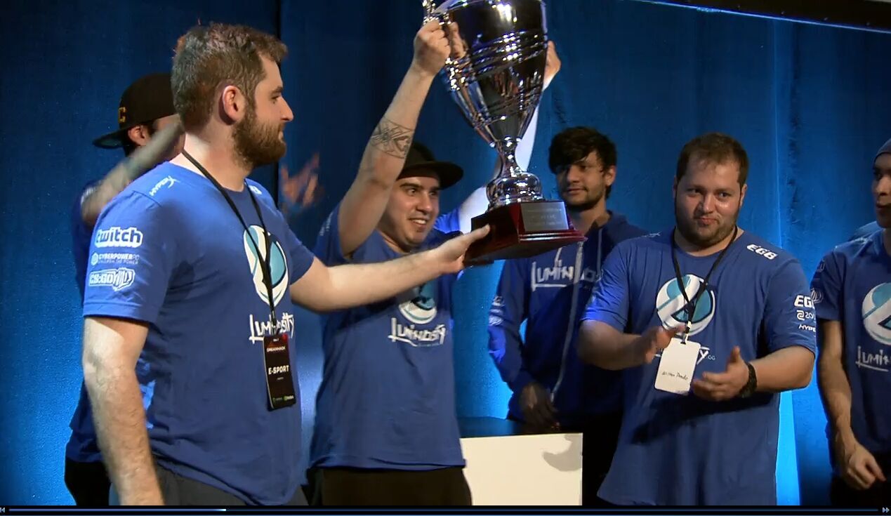14627798743HC.jpg