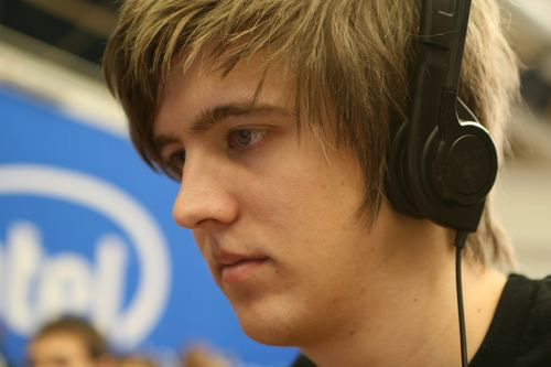 14752125426i6.png
