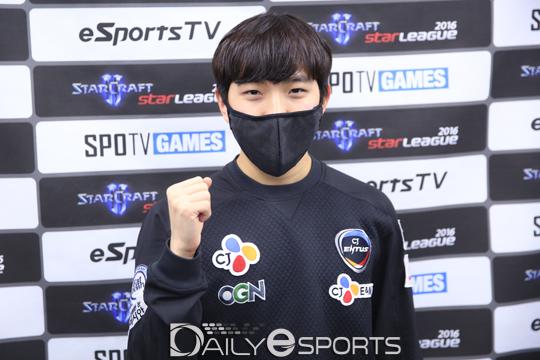 herO:有网吧赛恐惧症 16强遇人族应该会很轻松