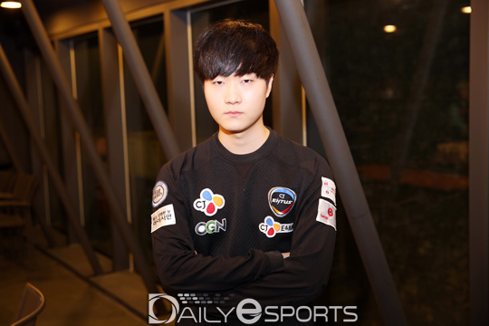 Bunny：我认为TY是人族第一人 击败他感到很高兴