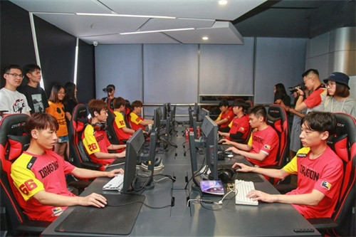 15336100086jw.jpg