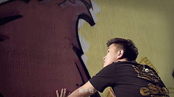1472712750vEL.jpg